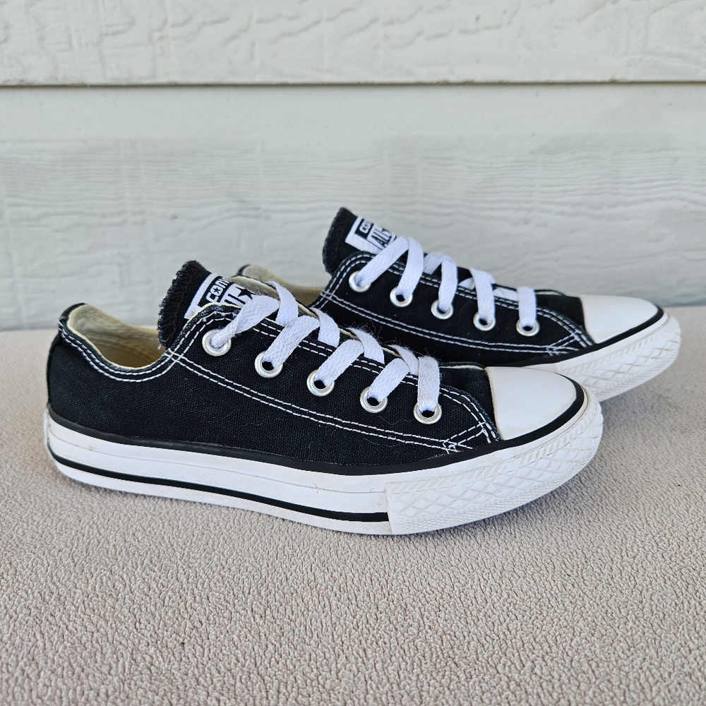 Converse CTAS Black Low Top Canvas Sneakers Kids SZ 13 Skate Athletic School
